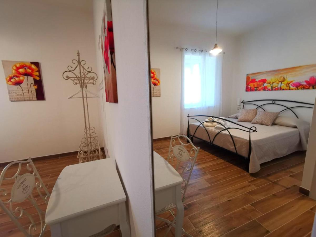 B&B Sa Corte Biancareddu Buitenkant foto