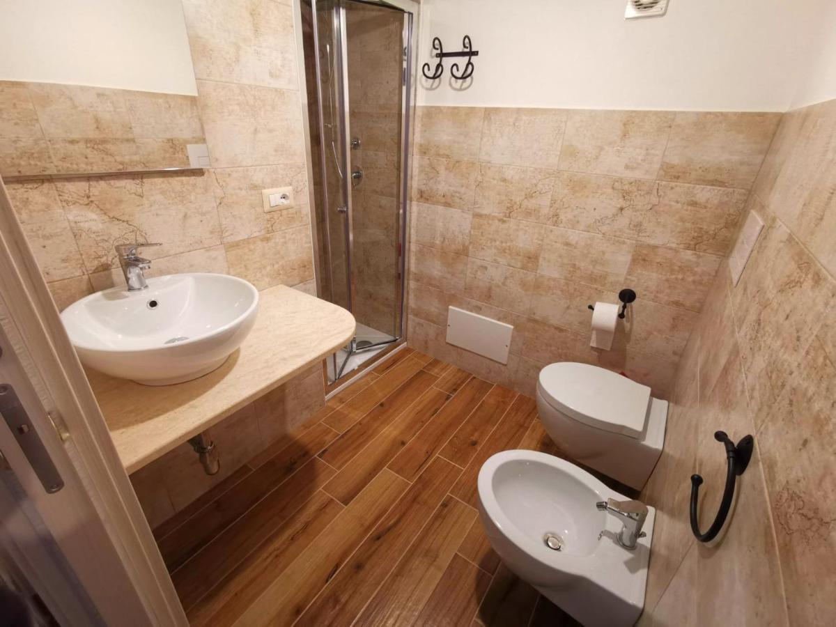 B&B Sa Corte Biancareddu Buitenkant foto